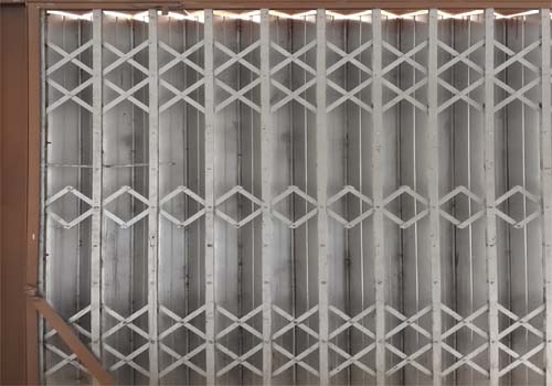 Pintu Harmonika